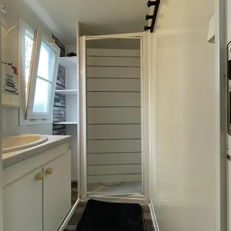 Mobil-home 4 Couchages Parking Gratuit 캠프장 *